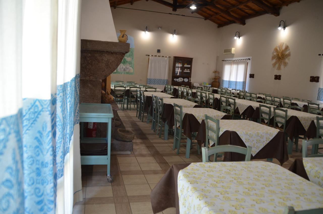 Agriturismo Agrifoglio San Giovanni Suergiu Exterior photo